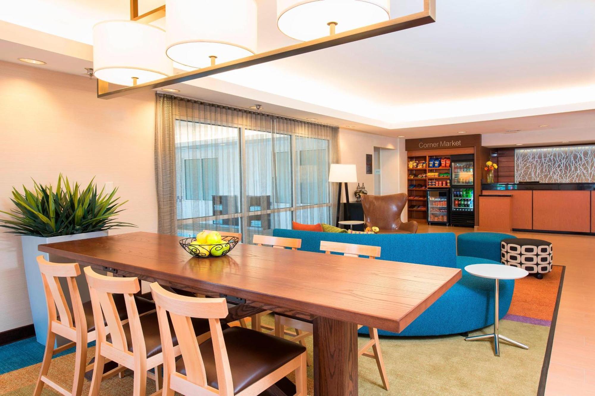 Fairfield Inn & Suites By Marriott Блумінгтон Екстер'єр фото